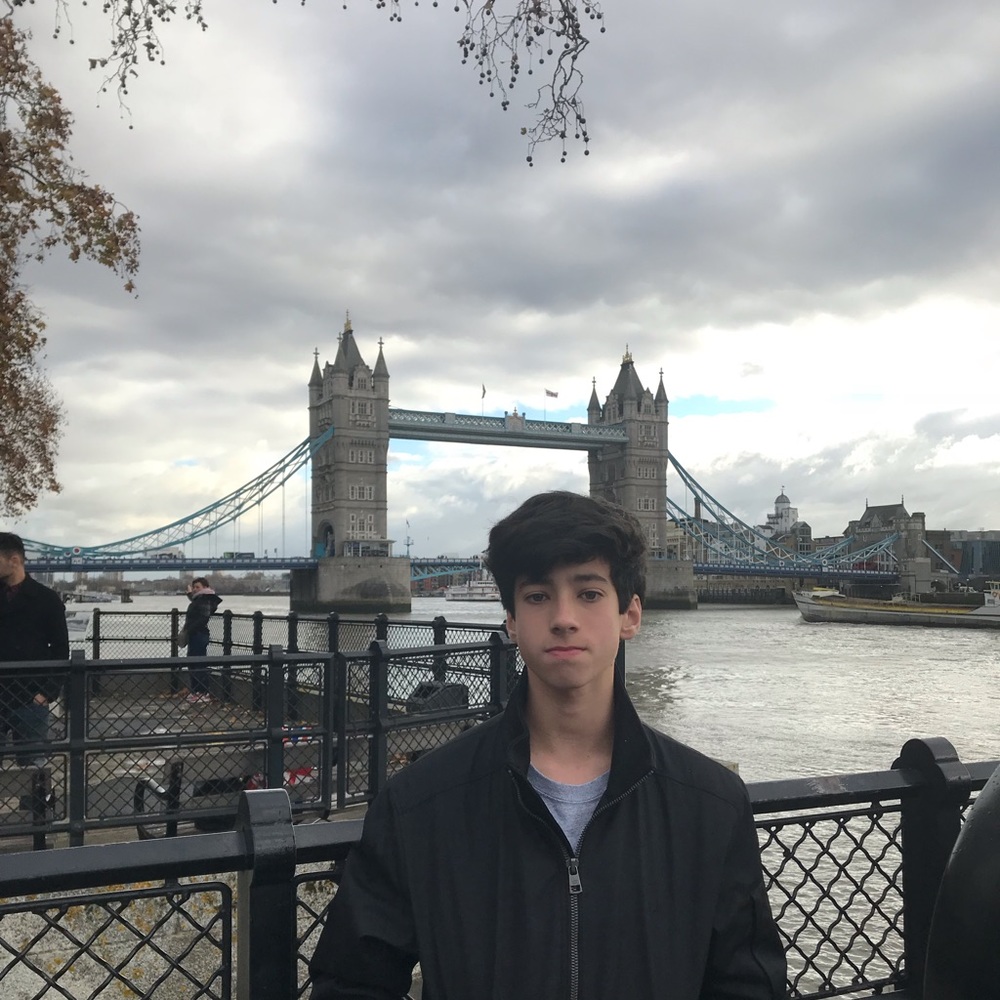 Meet your Posher, Chris